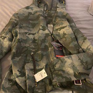 Hawke&Co men’s camo windbreaker